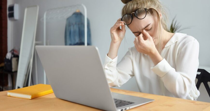 Affaticamento visivo digitale: cause e rimedi efficaci
