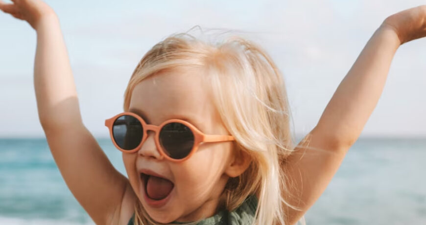 Come scegliere gli occhiali per bambini: guida completa